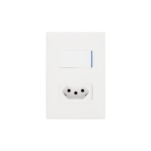 Interruptor Simples 10A com tomada 2P+T - 10A em Placa 4X2